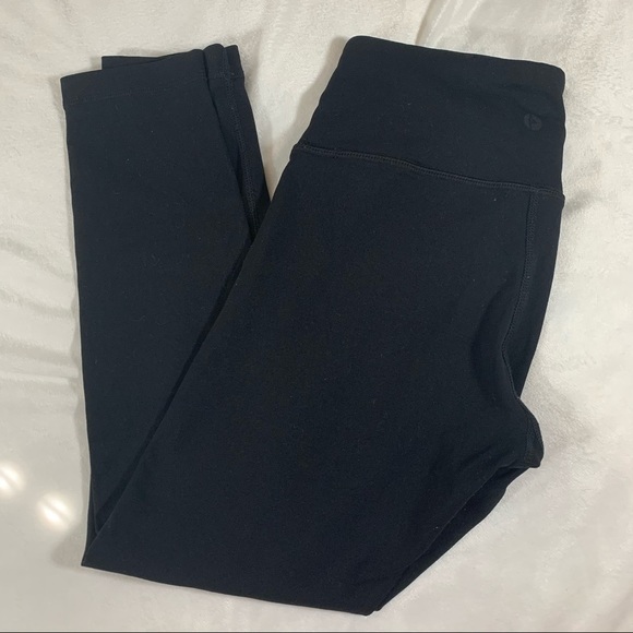 Capri Leggings - Picture 2 of 2